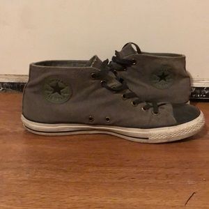 Converse Mid-tops
